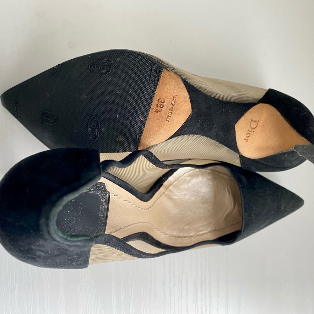 Christian Dior Elegant Black Pointed-Toe Heels - Picture 8 of 9